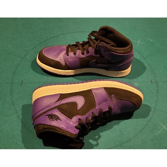 Air Jordan 1 Mid Dark Concord Size 7y - Picture 4 of 7